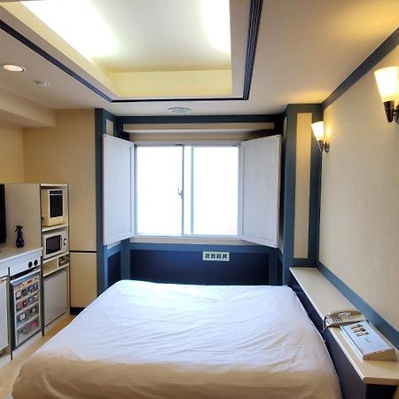 Hotel Golf Tsunashima (Adults Only) Йокогама Экстерьер фото